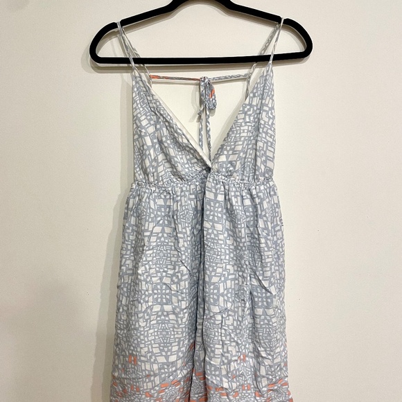 Blue open back mini dress - Picture 3 of 5